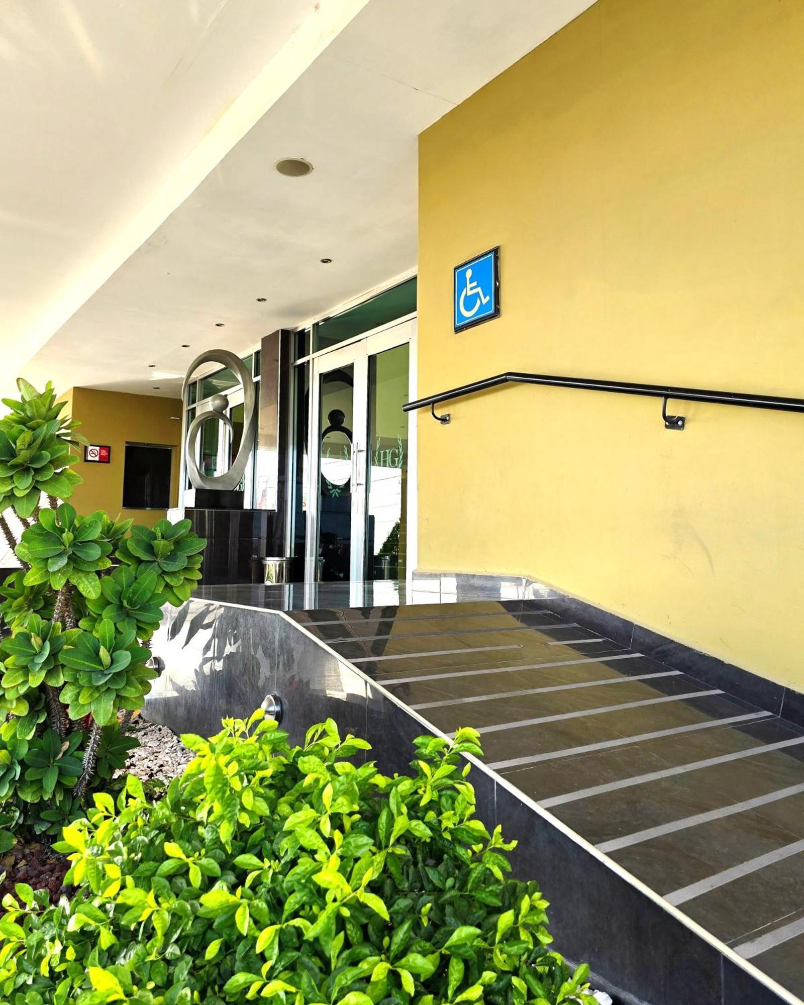 Hotel Two Select Culiacán Exteriör bild