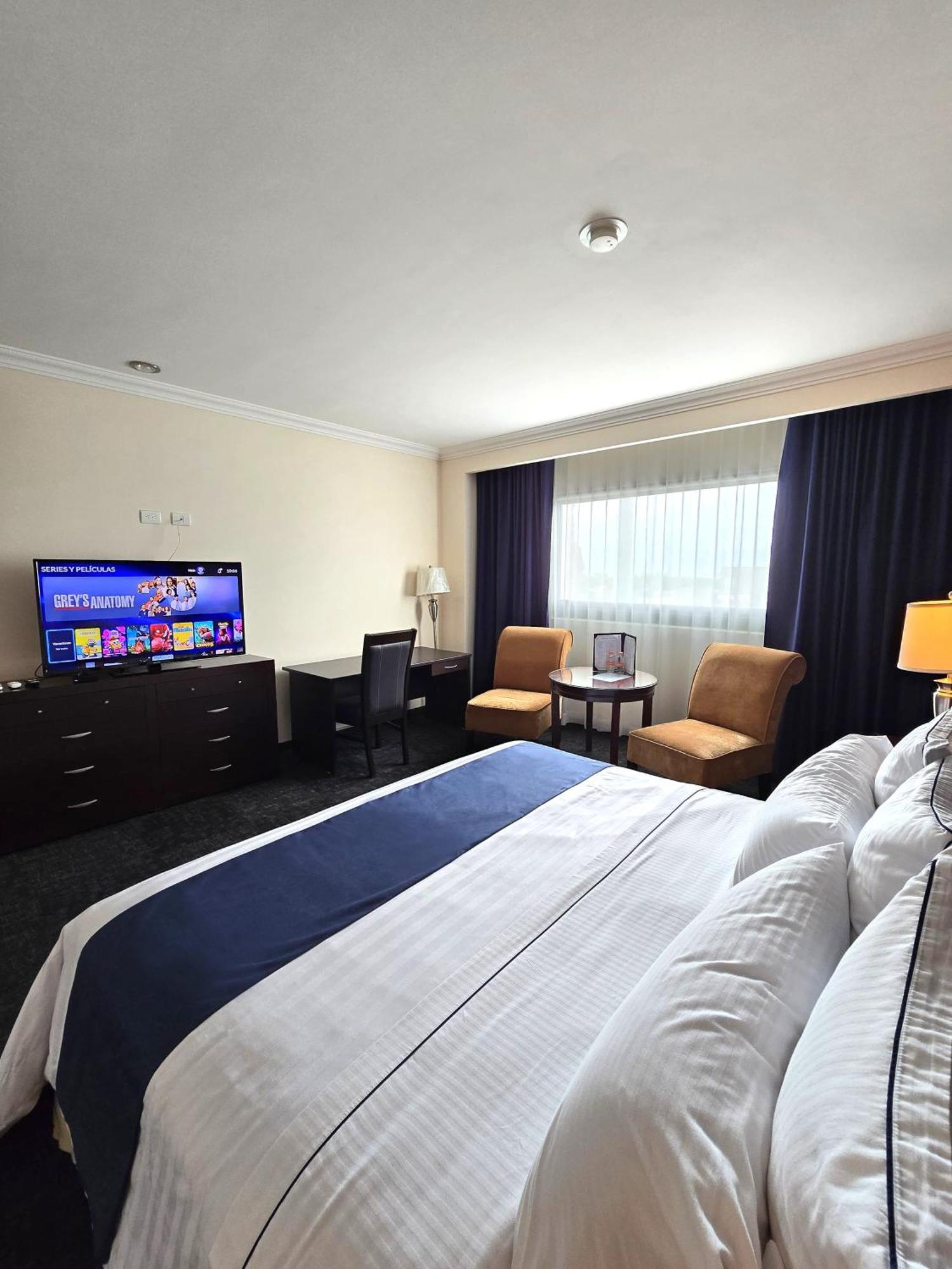 Hotel Two Select Culiacán Exteriör bild