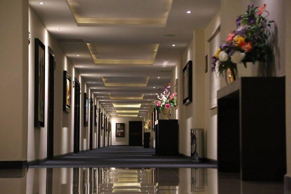 Hotel Two Select Culiacán Exteriör bild